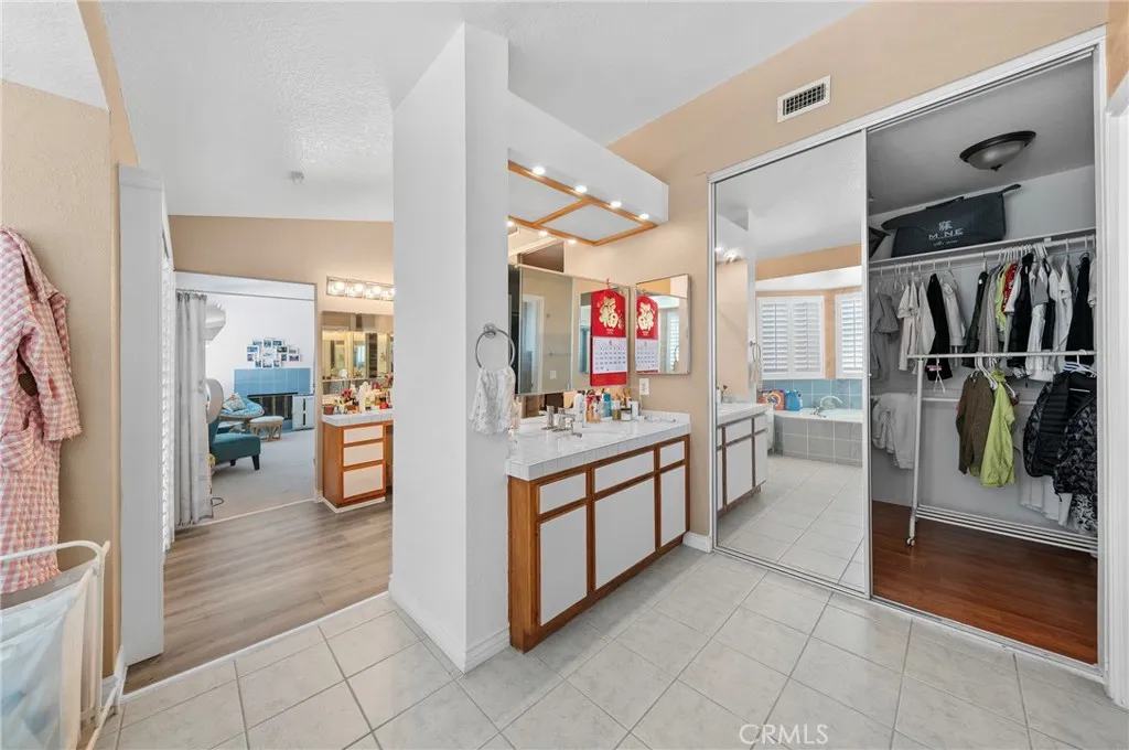 24300 Knoll Court, Diamond Bar, California 91765 home-pic-24